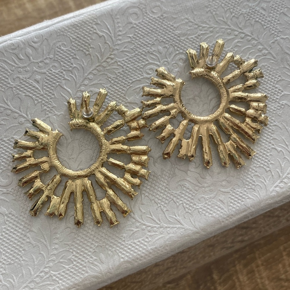 Rhinestone Stud Earrings - Picture 9 of 11